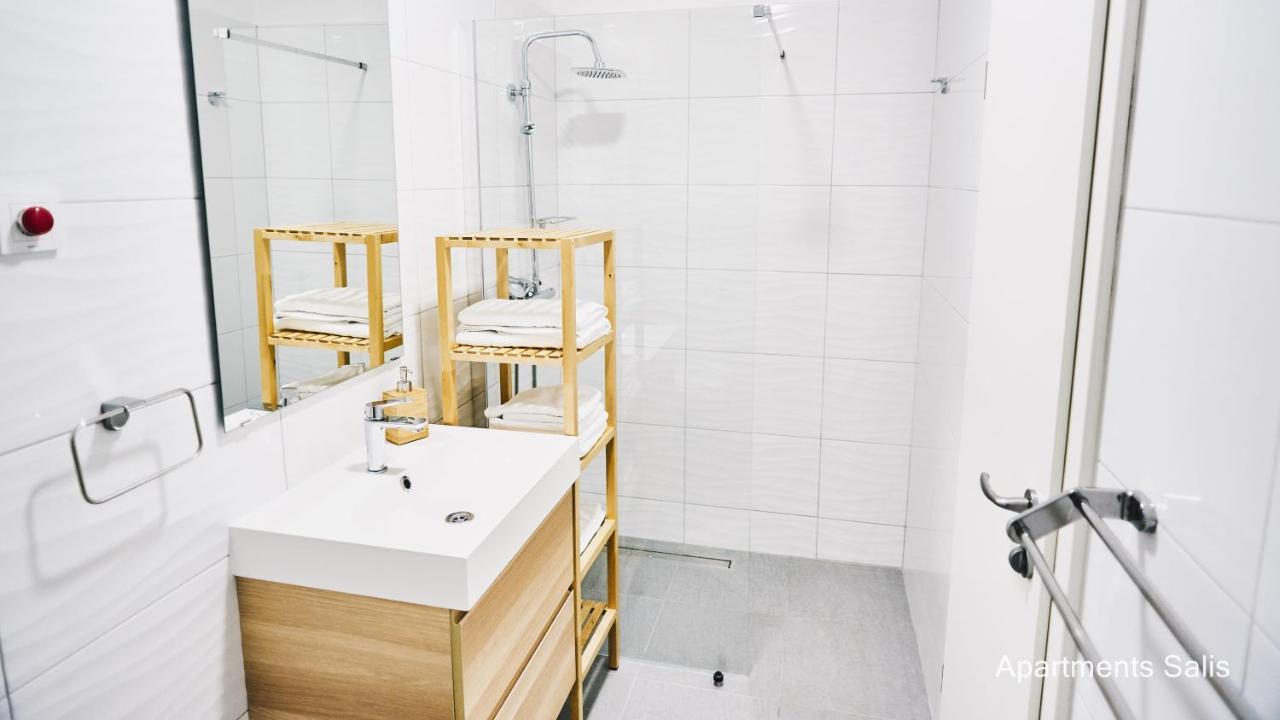 Salis Apartments Vrsi Εξωτερικό φωτογραφία
